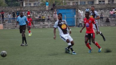 Photo de Dauphin noir fait chuter mazembe et quitte la zone rouge
