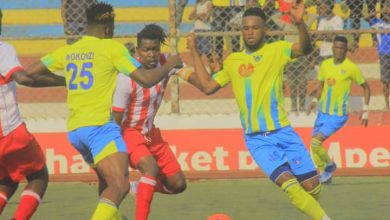 Photo de Lupopo termine l&rsquo;année en beauté, Rangers plié