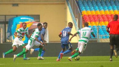 Photo de Blessing assure, Dcmp se saborde devant Bazano